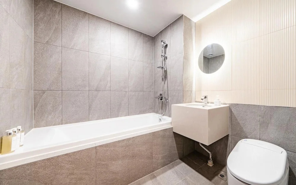 Hound Hotel Gijang Osiria
