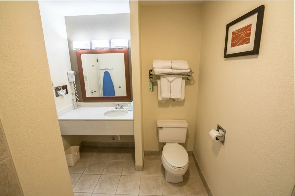 Comfort Inn & Suites