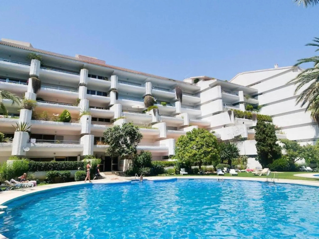 Luminoso apartamento en segunda línea playa 438