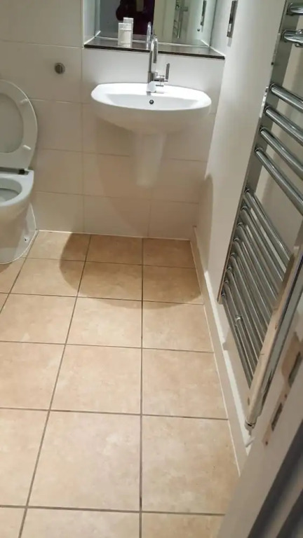 Zenith City Centre Apartment - Stay Longer and Save