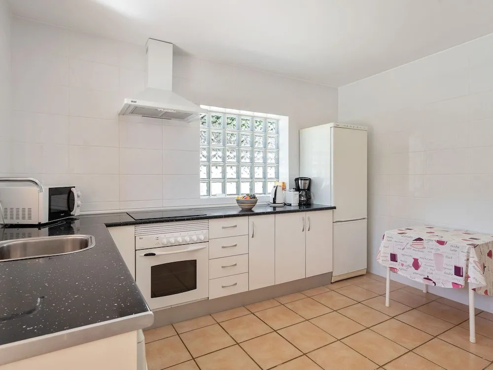 Fancy Holiday Home by the Sea in Calpe With Pool