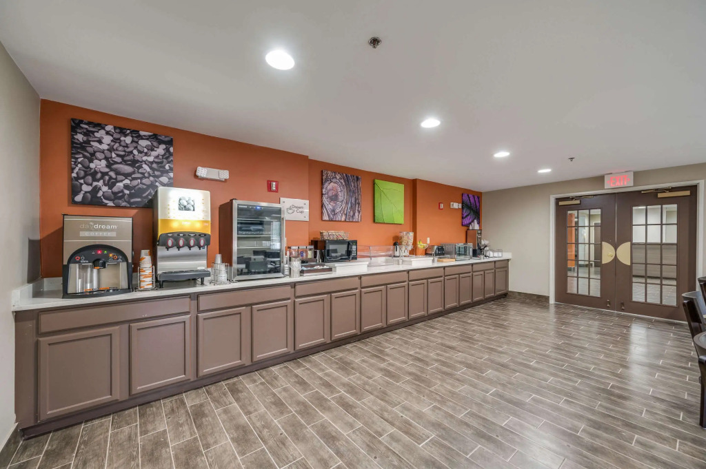 Microtel Inn & Suites by Wyndham
