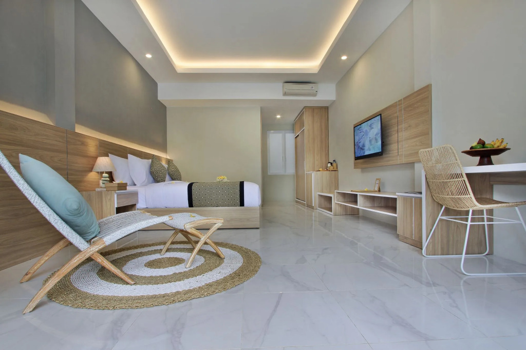 Tapa Tepi Kali Canggu