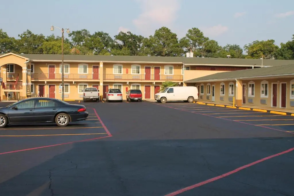 Continental Inn and Suites Nacogdoches TX SFA University Downtown