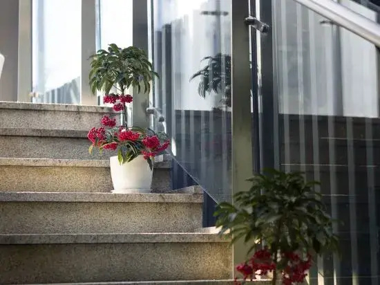 Meihao Lizhi Hotel (Hangzhou Longhu Zijingtian Street Sandun Subway Station Branch)