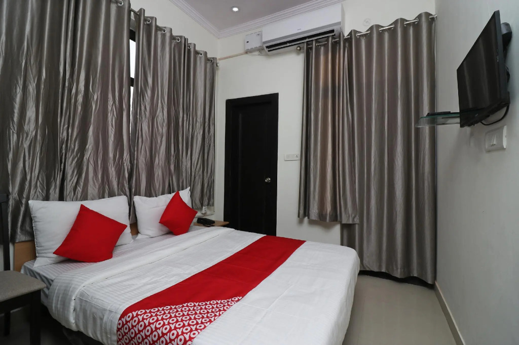 OYO Flagship 30894 Indira Nagar