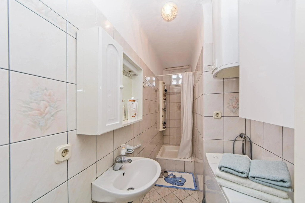 Studio apartment Agava with terrace near Old Town