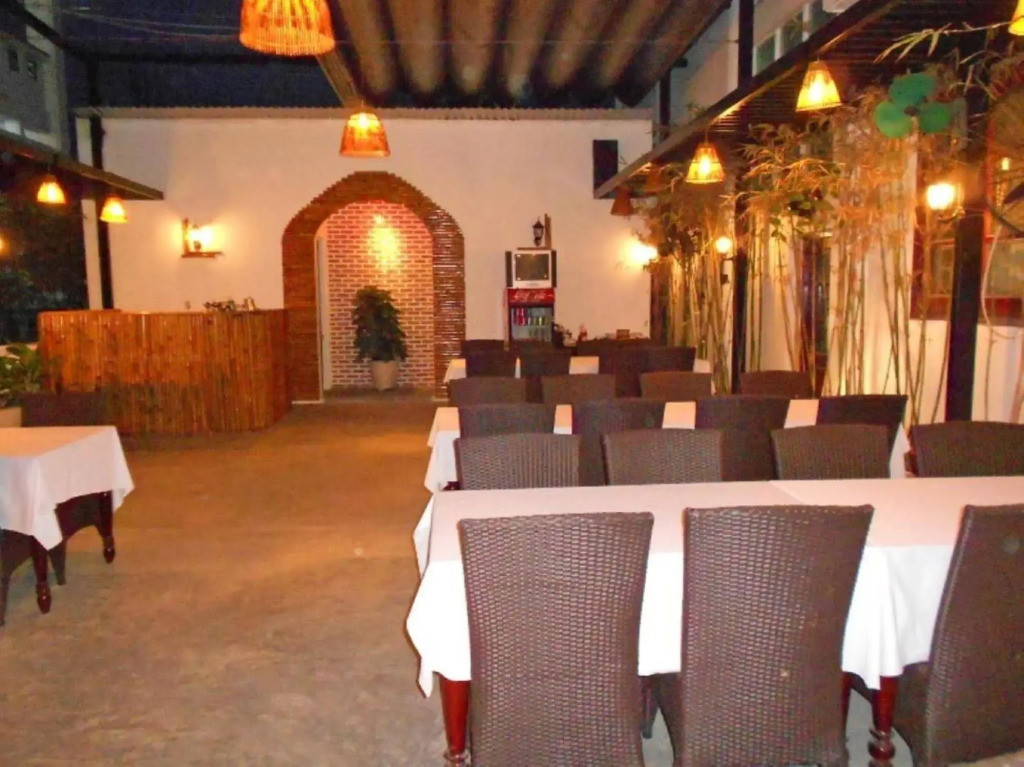 Tuyet Mai Hotel