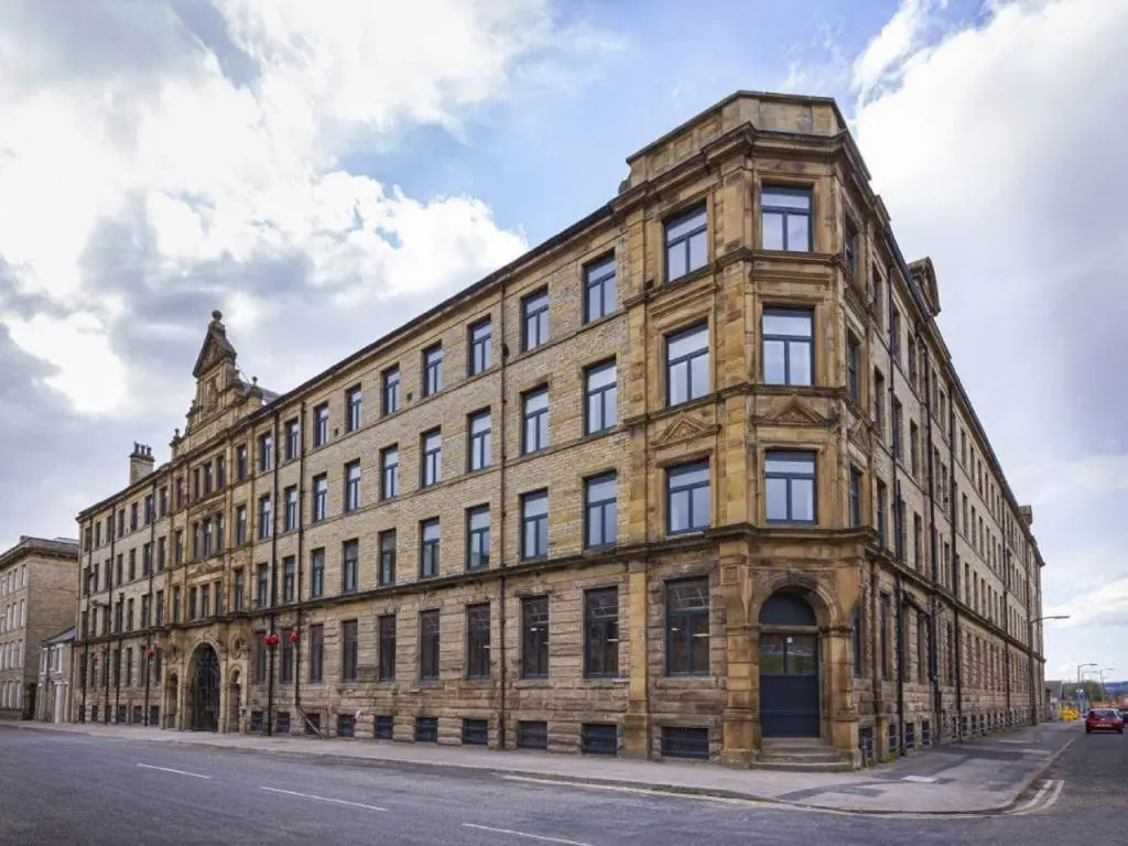 Luxury 4 bedroom apartment