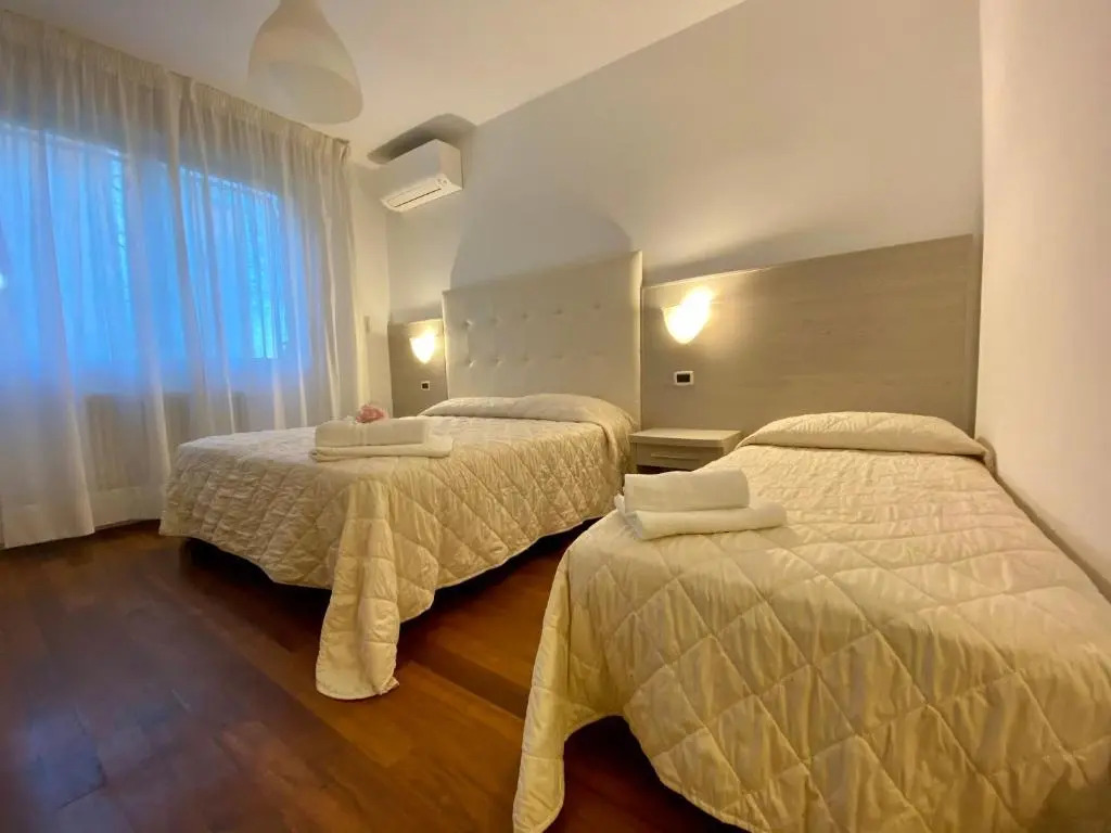 Villa Alda Suites & Rooms