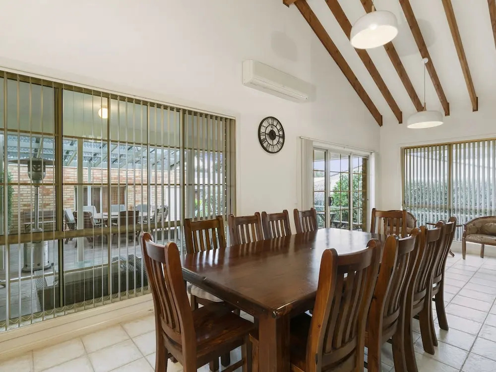 Seaholme - Wifi & Foxtel