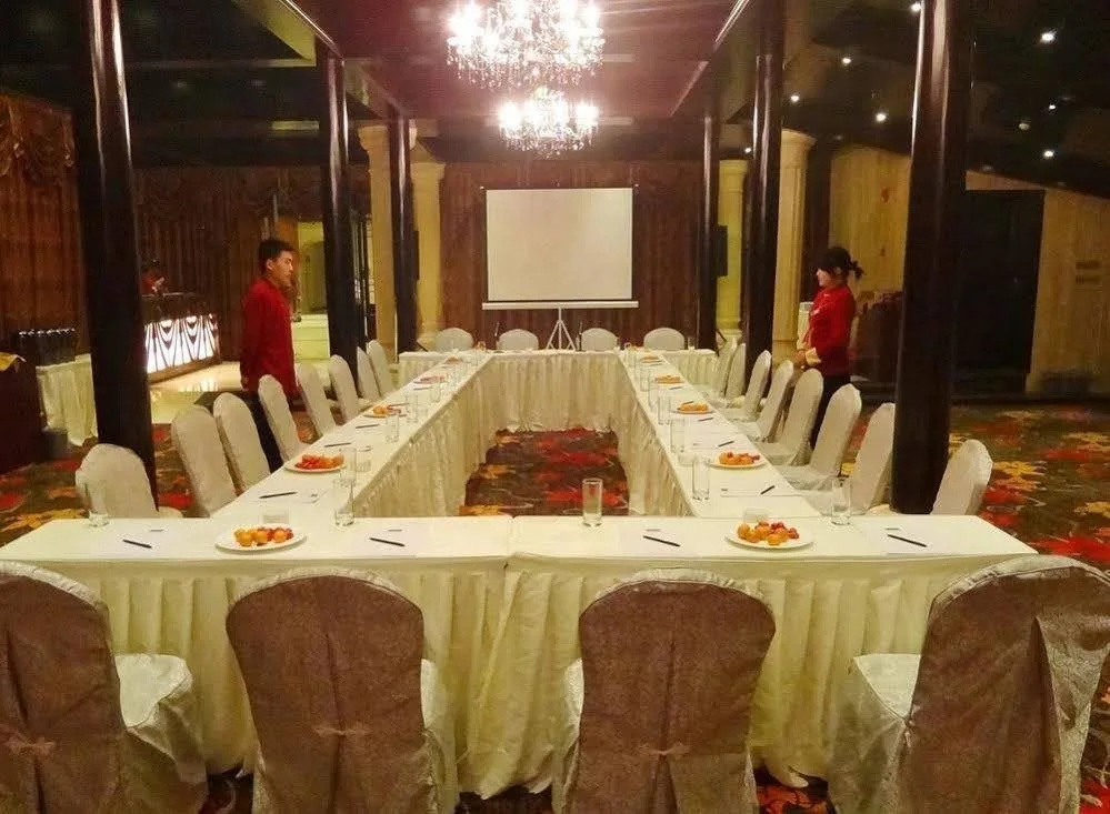 Lingxiu Impression Hotel Emei