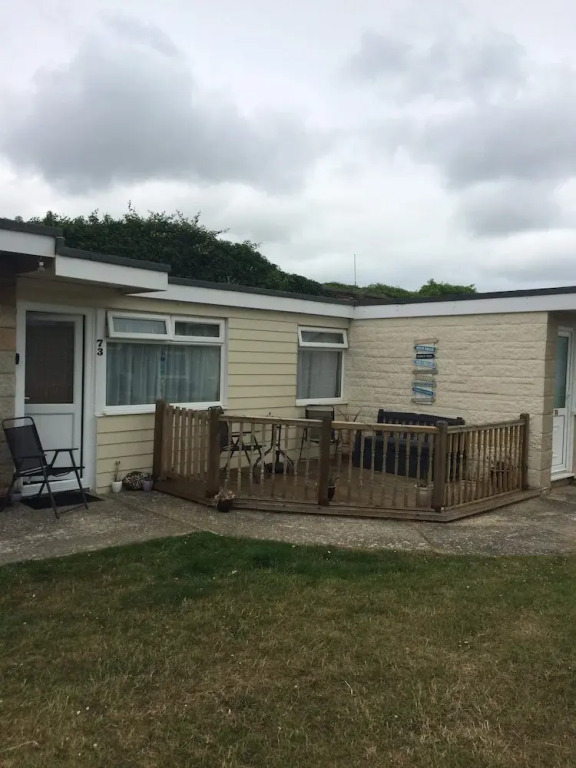 Beautiful 2-bed Chalet in Sandown