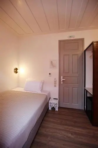 Messini Pension