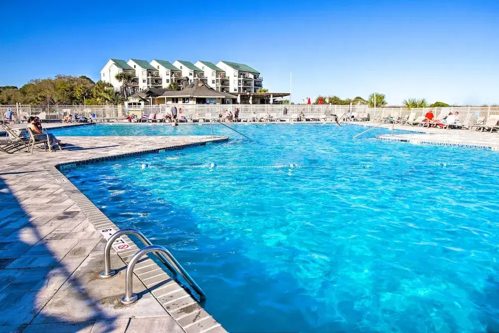 Beach View, Pool & Tennis: Hilton Head Island Unit