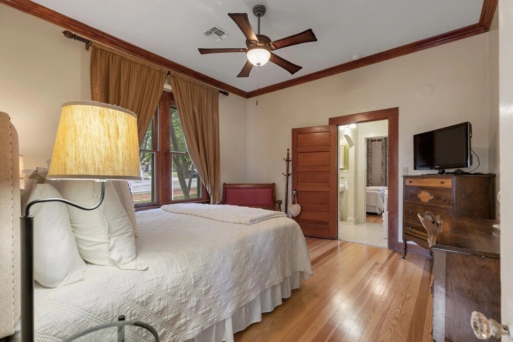 Charming Historic Home one Block From Mainst