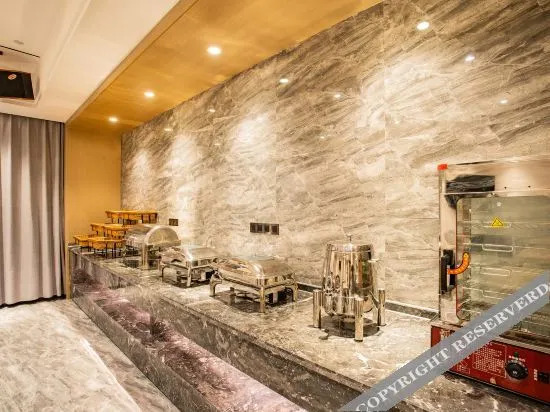 Yizhe International Hotel (Binyang Department Store)