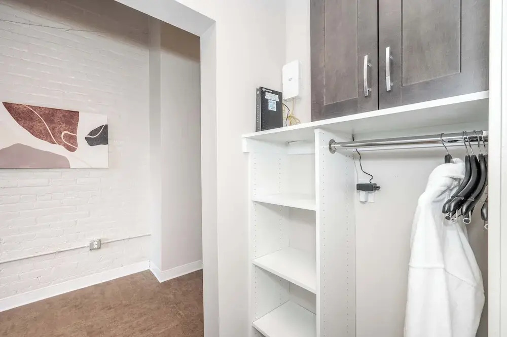 The 333 Suites 204 Stay for 2