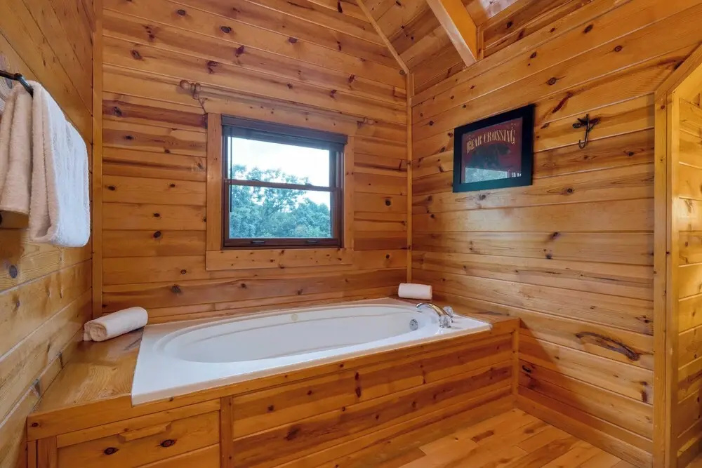 2 Homes in Big Bear by Avantstay Sleeps 22, Theater Room, Game Room, Hot Tub, Smoky Mountain Views