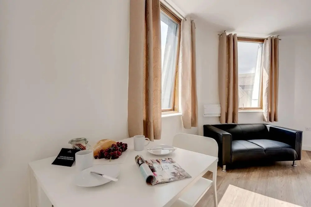 Beautiful studio with city views, in Liverpool!