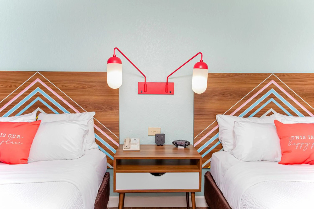 Beachside Hotel & Suites Cocoa Beach - Port Canaveral