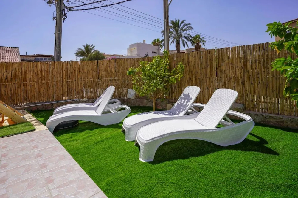 YalaRent Green Garden Villa with Private Pool