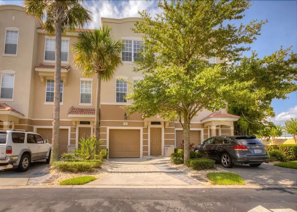 5076 Tideview Circle #93,