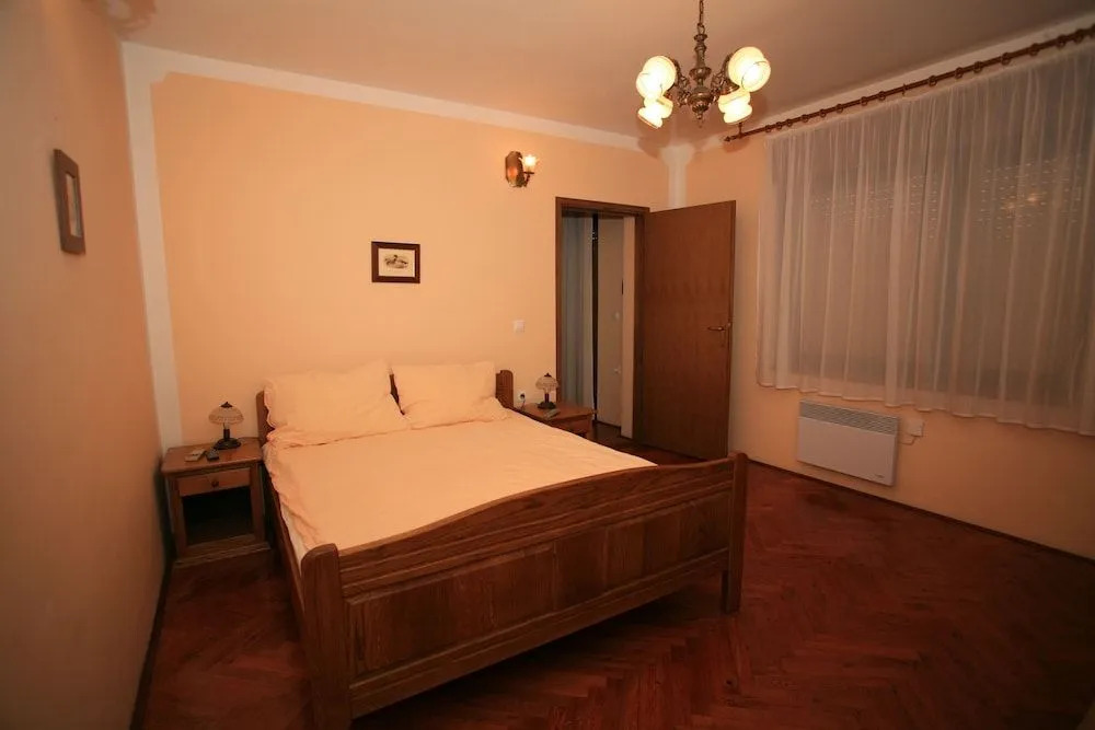 Apartments Vrata Baranje