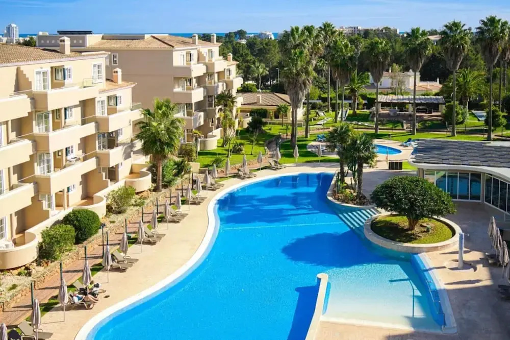 Vplaza Private Garage Balcony Pool View Flat