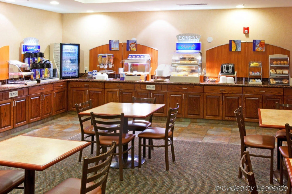 Holiday Inn Express Hotel & Suites Tooele by IHG