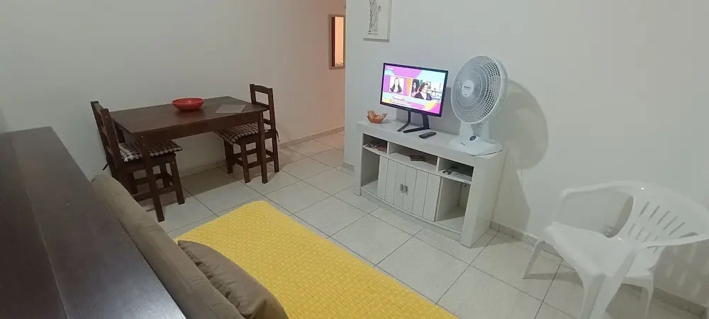Apto 1 Quarto com Varanda e Estacionamento perto da praia