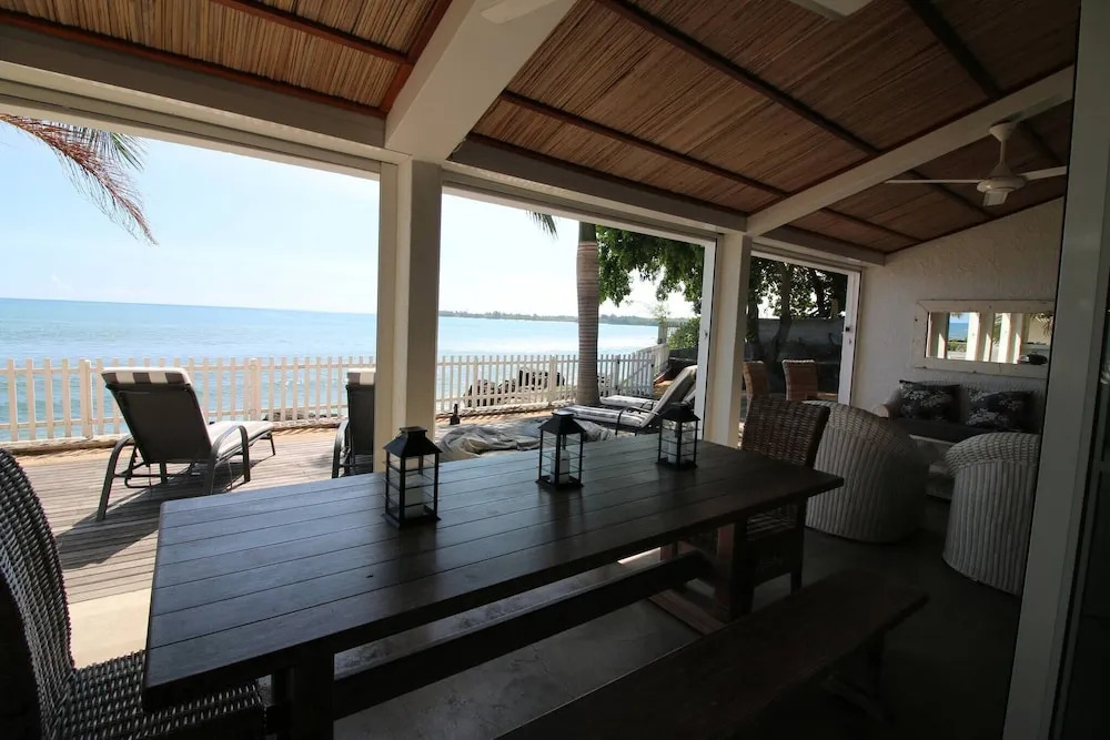 Villa Castafiore, 5 Chambres, Baie De Tamarin