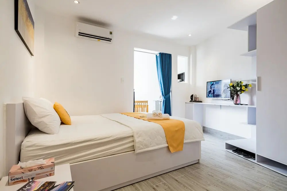HAPPYHOMES 102 Luxury Bui Vien Apartment