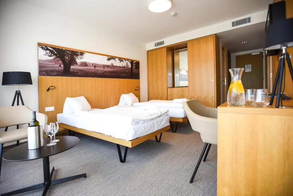 Hotel S-PORT Véska