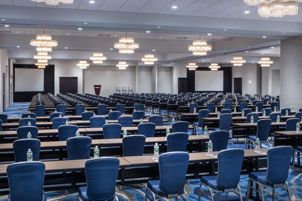 Crowne Plaza Boston - Woburn by IHG
