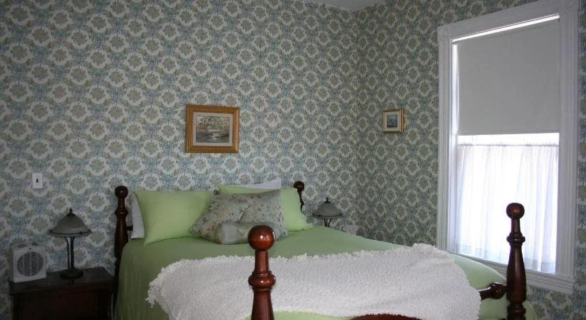 Sackville Bed & Breakfast