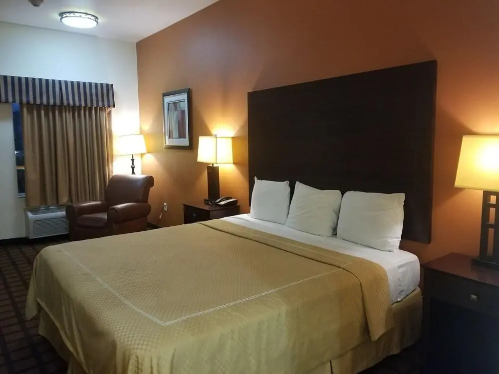 Executive Inn and Suites