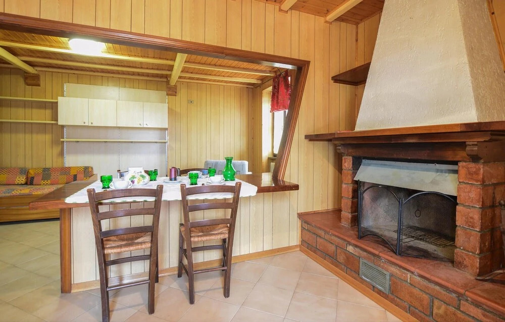 Stunning Apartment in Roccalbegna With 3 Bedrooms