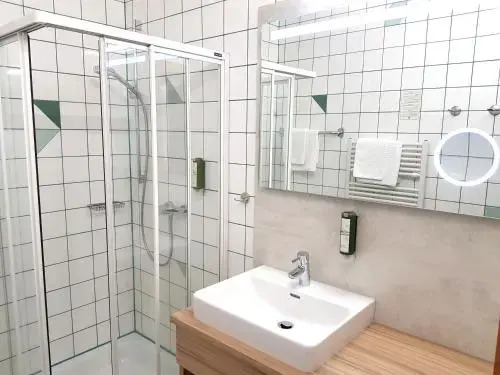 Hotel-Restaurant Teuschler-Mogg Bad Waltersdorf inklusiv Genusscard