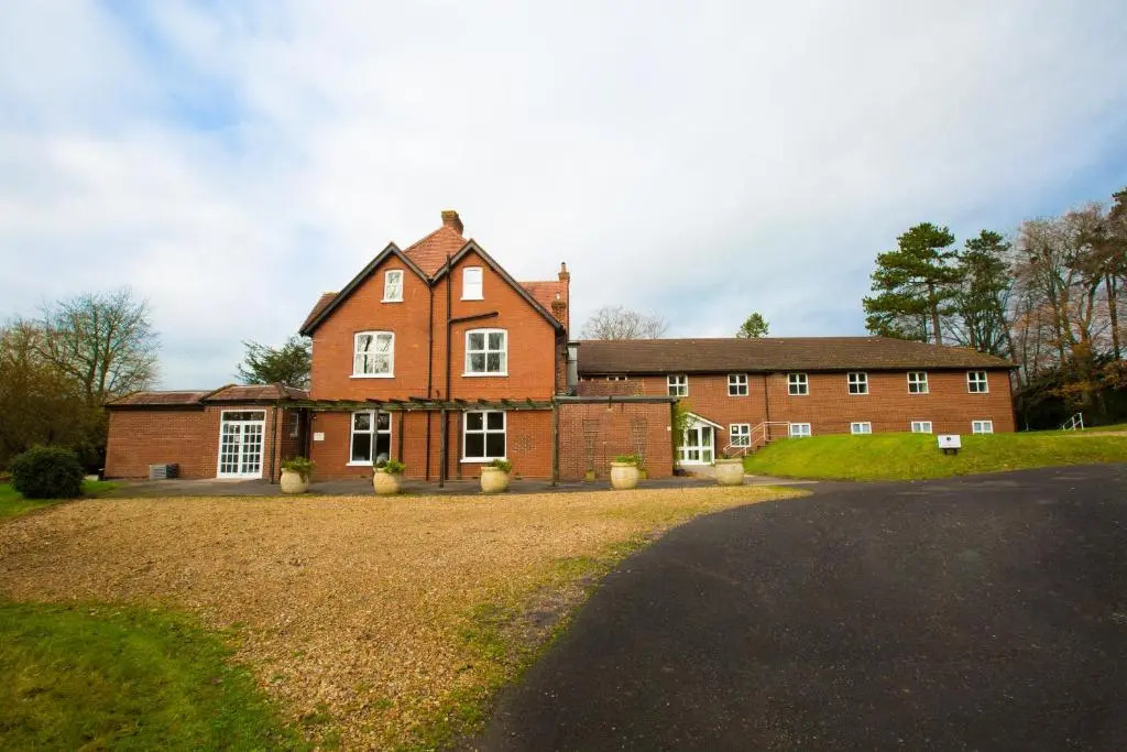 Gray Manor Hotel