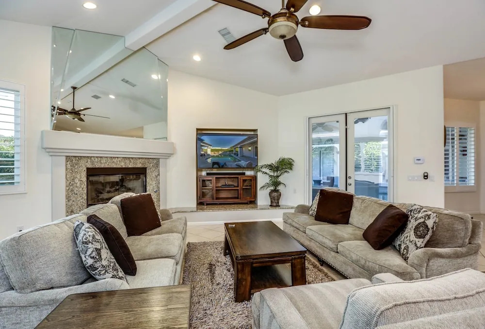 1430 Olga Way House 3 Bedrooms 3.5 Bathrooms Home