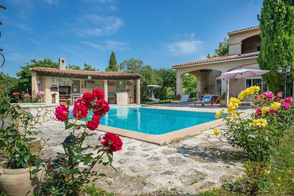 Villa Provencale aux portes d Aix