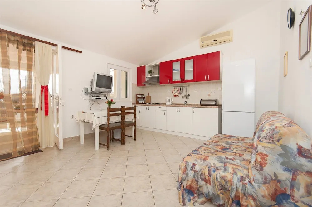 Apartments Srdan