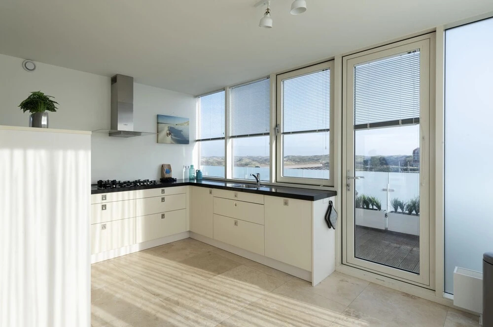 Beautiful sea Views Apartment Shrimp