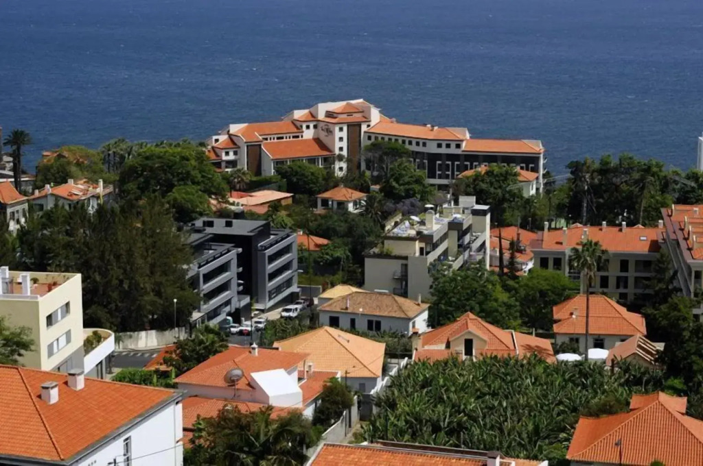 Terrace Mar Suite Hotel