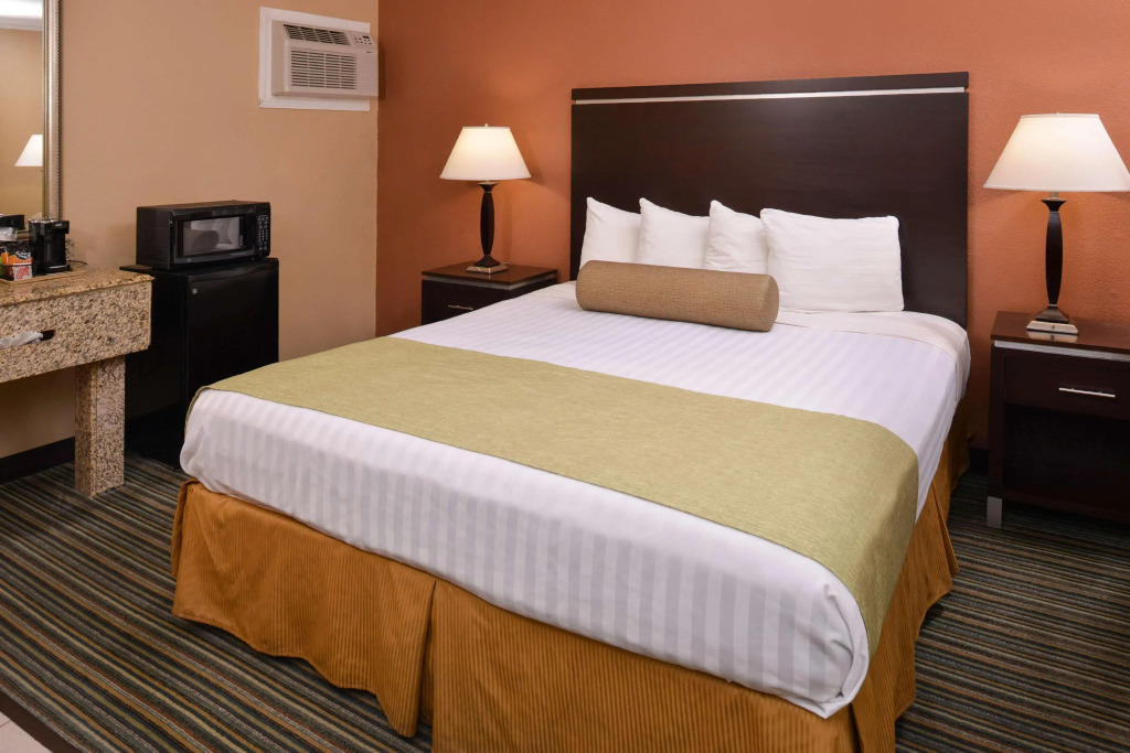 Best Western Courtesy Hotel - Anaheim Resort Amusement Park