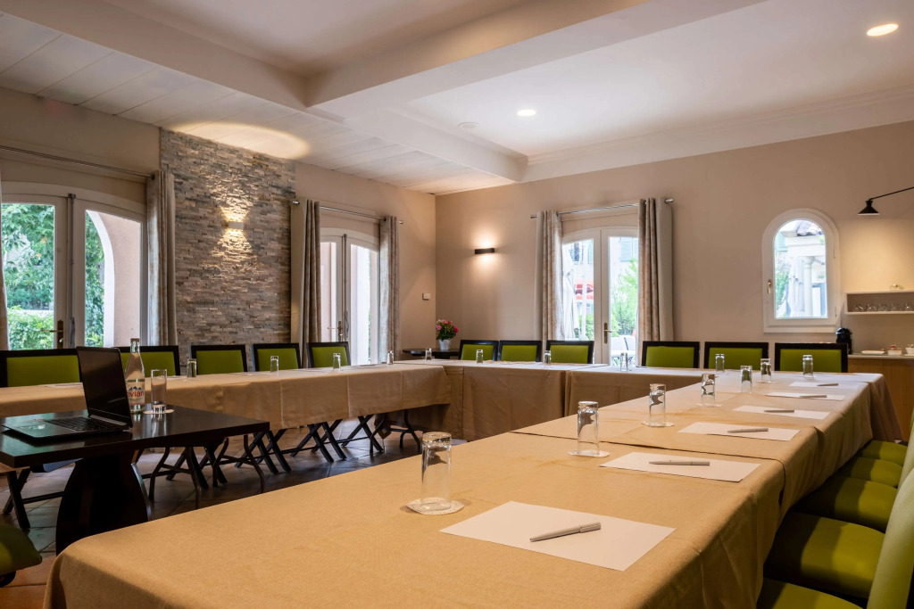Best Western LOrangerie