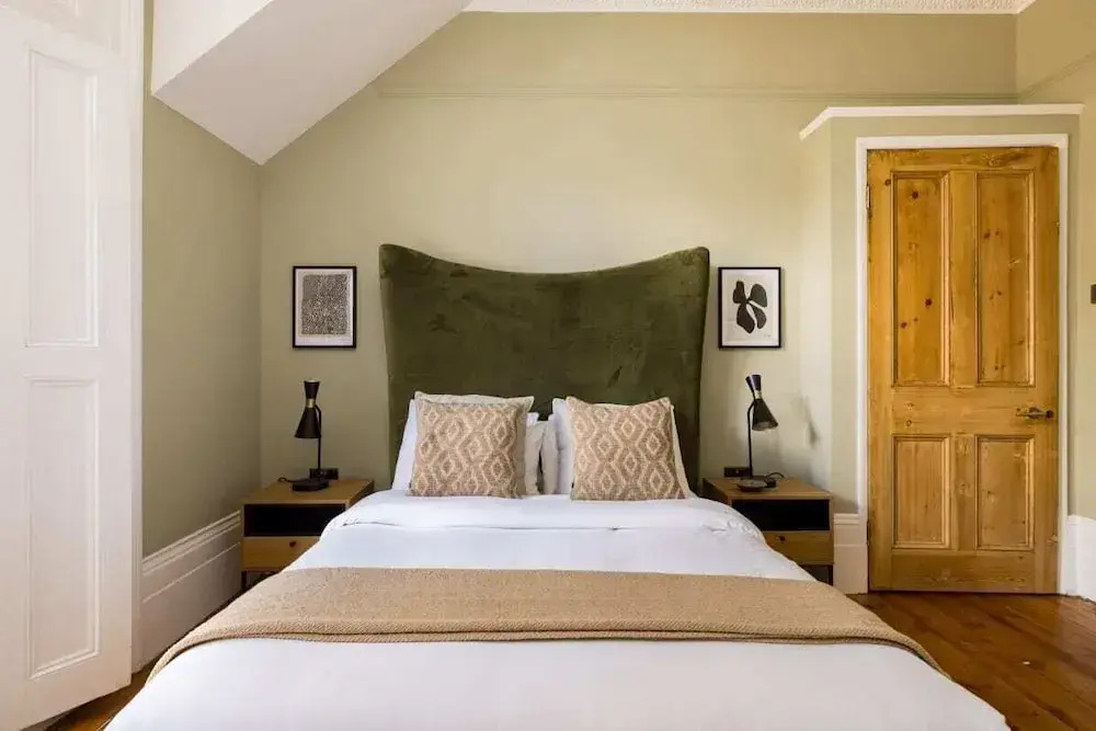 The Tyrwhitt Road Place - Lovely 2bdr Flat With Garden