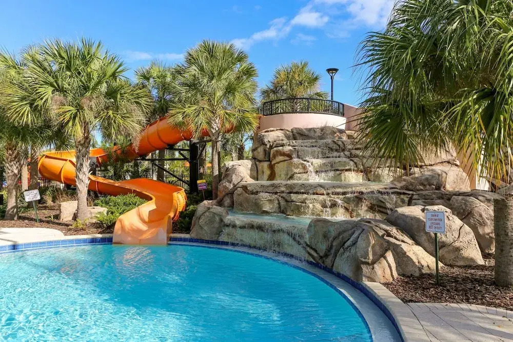 Super Comfy- 7BD 5 5BA Sleep s 22 w Amenities