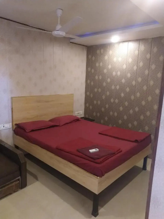Royal Hotel